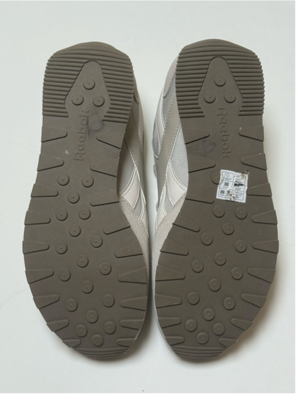 Reebok Glide Low Women’s Gray Running Shoes Sz 9.5 - Picture 14 of 15
